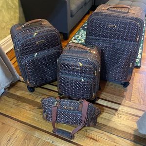 4 pieces luggage